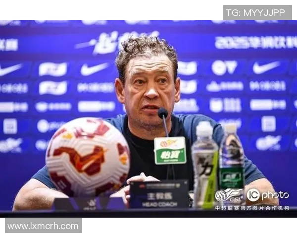 斯卢茨基：双方水平相当 外援内援进球我都感到高兴